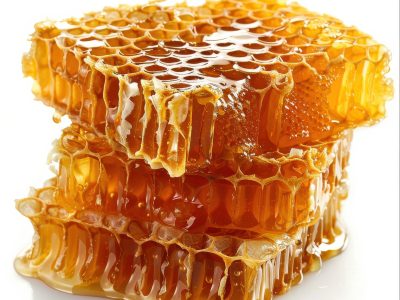 honeycomb-with-honey-white-background-raw-stylize-250-v-6-job-id-3c754e50870d4724af3b67ae7336437a